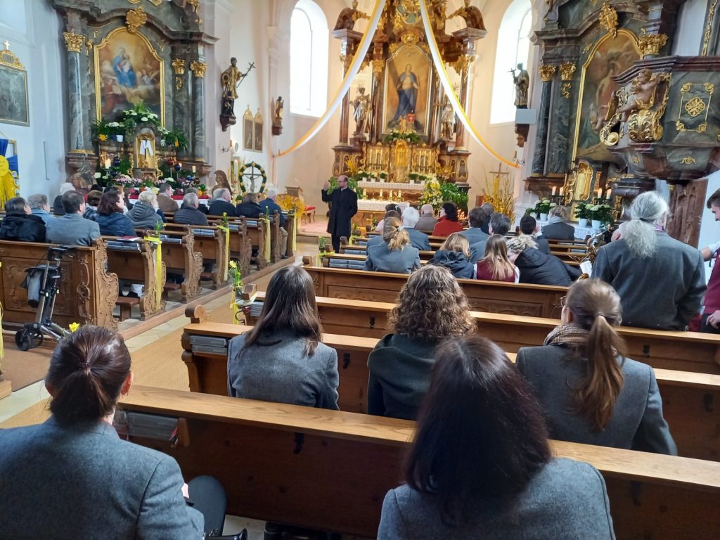 2023 Schorndorf - Kirchenführung durch Pfarrer Martin Schöpf
